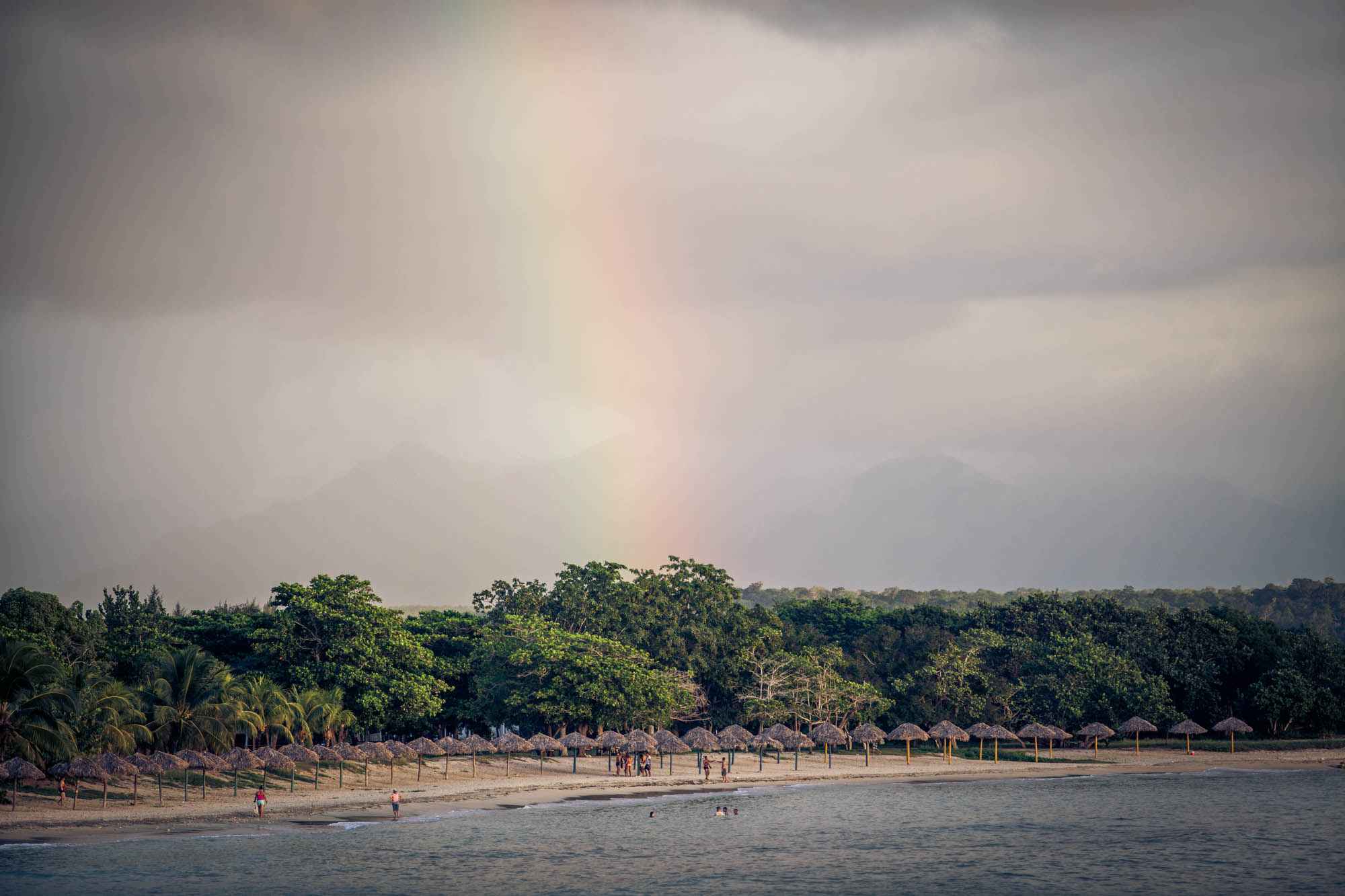 ARCO IRIS Rainbows apparently frequent this blissful beachside village. Rancho Luna, or moon ranch, has an otherworldly appeal. Set in a microclimate, they rarely sees the big storms, yet often reap the visual benefits. Thriving coral reefs sit just off Rancho Luna’s coastline and the beach fills up with a scattering of both locals and tourists. 