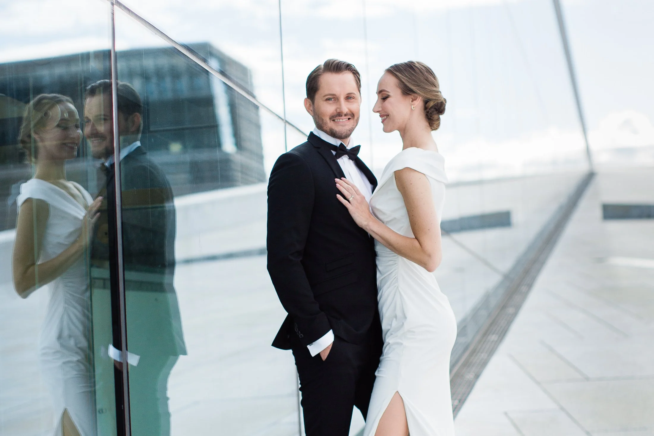 Bryllup midt i Oslo - Vielse i Oslo Rådhus — Fotograf Karina Rønning