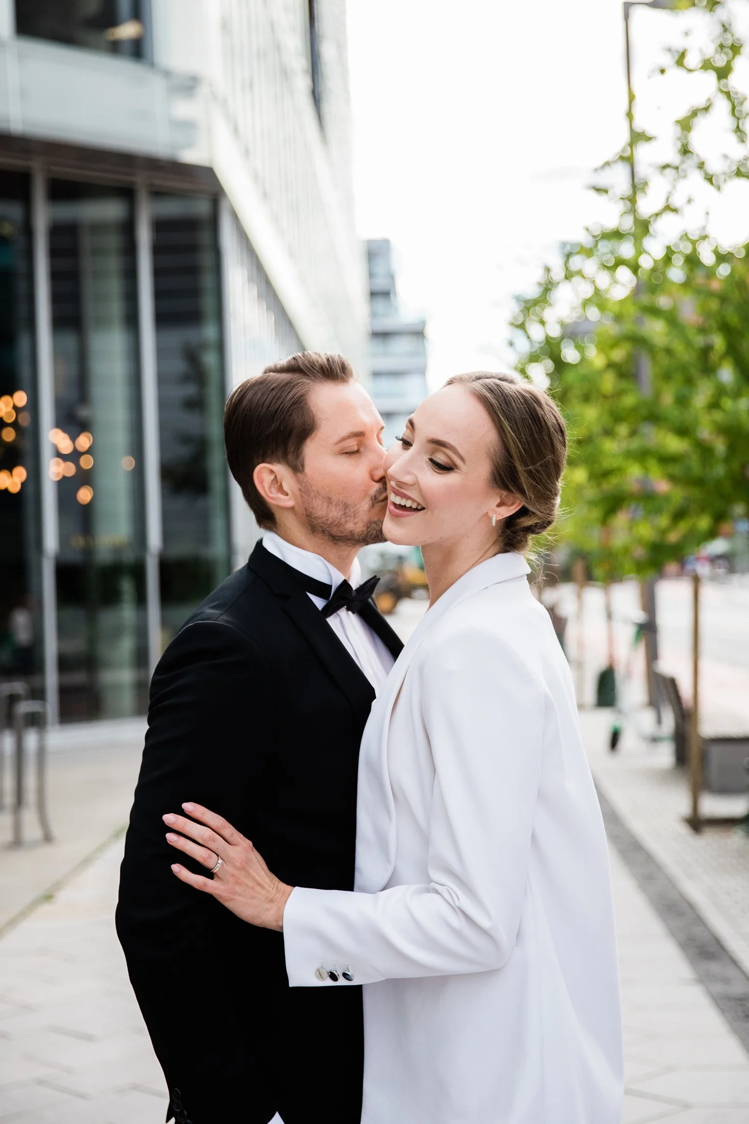 Bryllup midt i Oslo - Vielse i Oslo Rådhus — Fotograf Karina Rønning