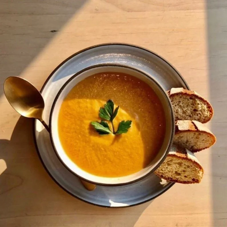 Temps are getting hotter next week so we&rsquo;re scoping out the chilled Gazpacho @breadblok is serving up. A little bit of chilled fall in a bowl. 🍂🍁

.
.
.
.
.
.
.
.
#losangeles #lalife #folkla #instalosangeles #thehappynow #thelittlethings #tha