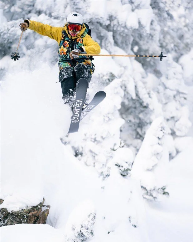 Cooler mornings, changing leaves, and that first real reminder that ski season is right around the corner. Time to dust off the gear and get those Grass Sticks ready.

📸@ben_duke_photo
⛷️@burtstick @whatvest @icelantic_skis 

#bambooisbetter