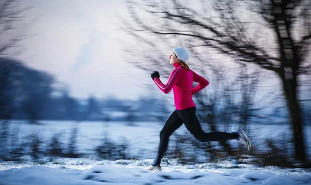 Stay Fit and Motivated All Winter Long with These 10 Essential Tips for Sustaining Your Workouts!
