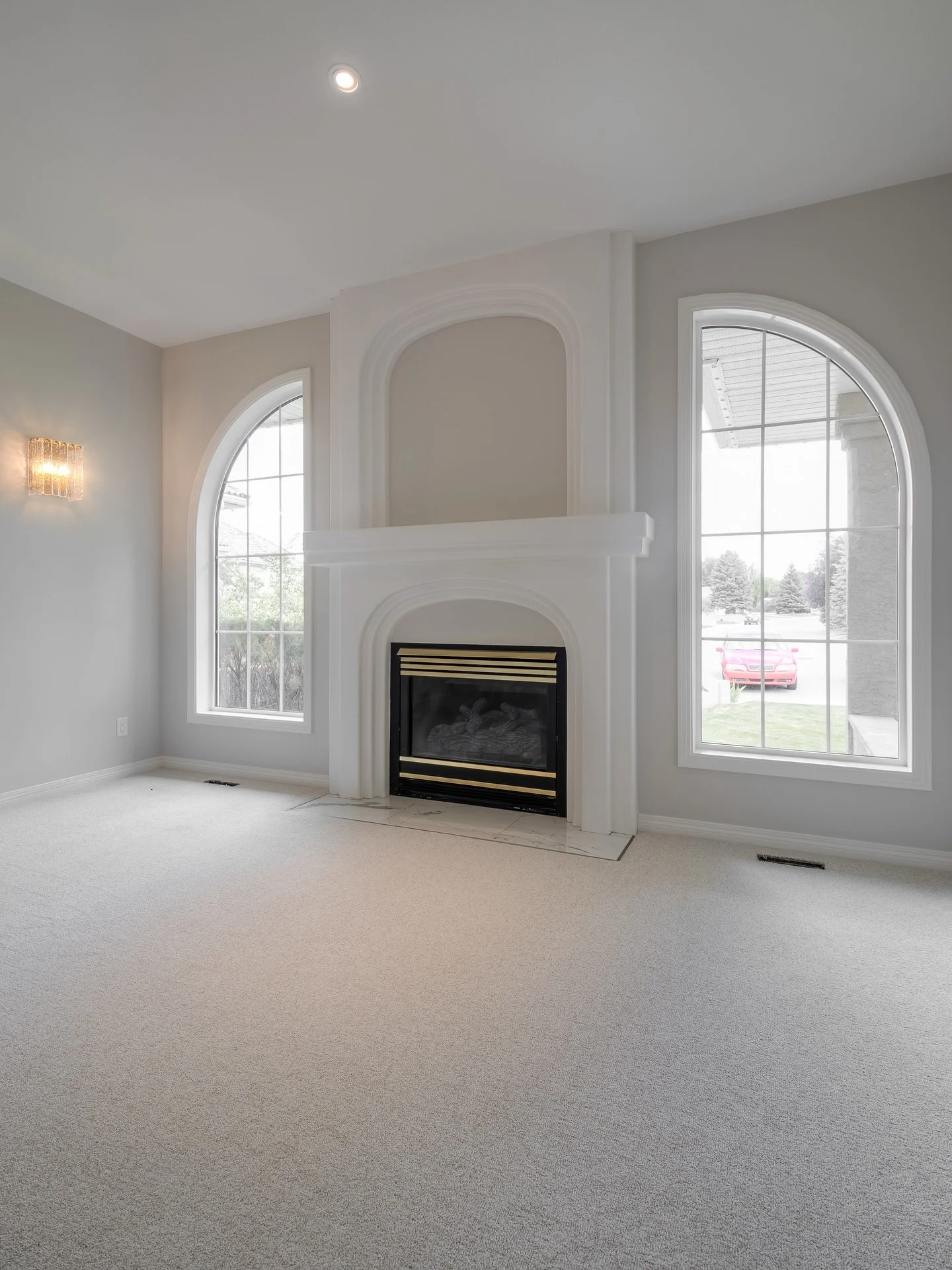 Step inside the transformation of this stunning space. There is nothing quite like seeing a beautiful home come to life.

#TheWesternEdit #BeforeAndAfter #InteriorDesign #HomeStaging