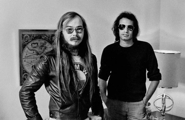 🎸 Before Aja, there was The Royal Scam.

Steely Dan&rsquo;s (@steelydan_official) darkest, most underrated album turned cynicism into art&mdash;and found a second life in hip-hop samples. Discover the story behind it &rarr; LINK IN BIO

#SteelyDan #