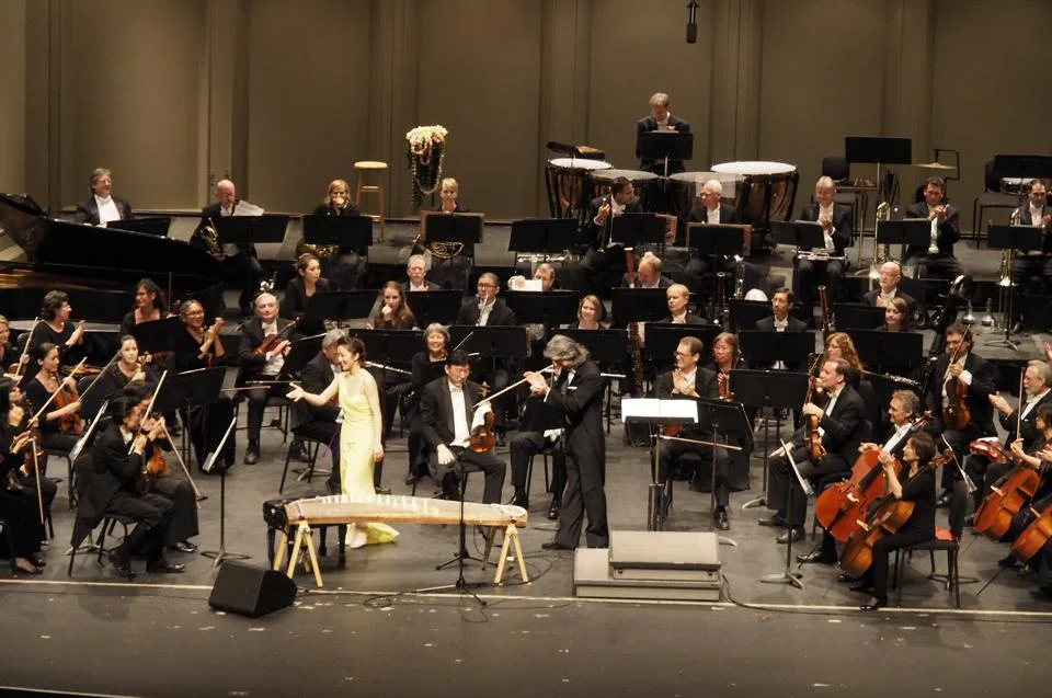 Yumi Kurosawa and the Hawaii Symphony Orchestra.