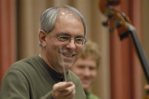 Michael Haithcock premiered and recorded the wind orchestra version of the concerto with the Baylor Wind Ensemble.