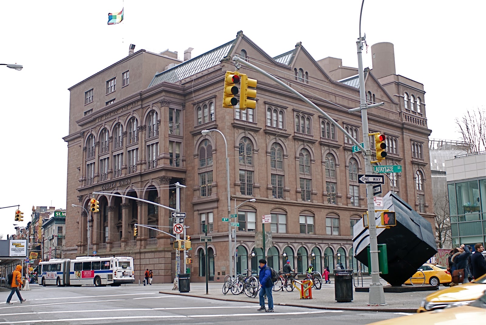 The Brooklyn Philharmonic, conducted by Lukas Foss, premiered Heliotrope at the Cooper Union.