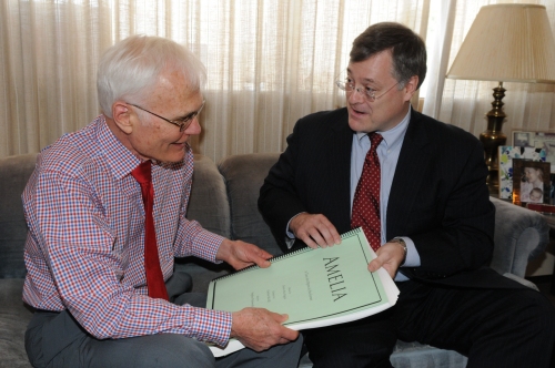 Daron presents the completed partitura to Speight Jenkins. (Photo: Kelly Tweeddale)