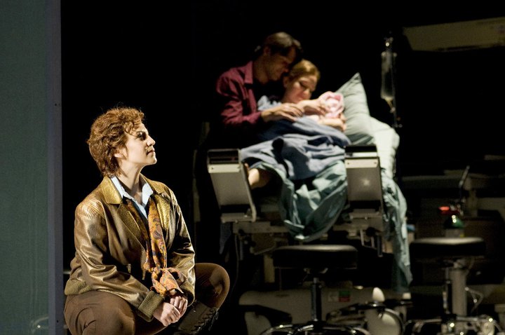 The final scene of Amelia as staged at Seattle Opera (Photo: Rozarii Lynch)