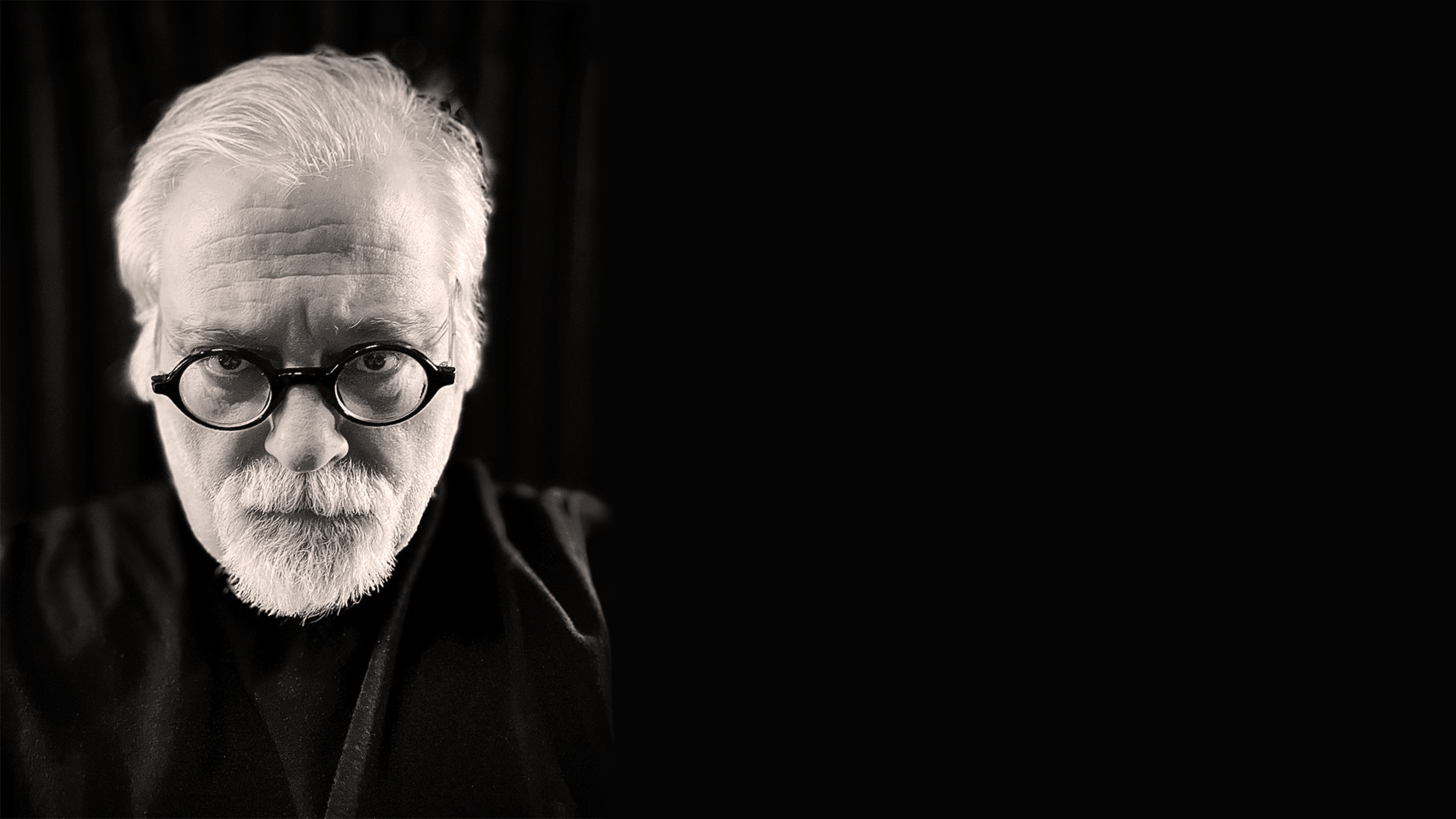 Hagen_dramatic_headshot_2024B+W.png