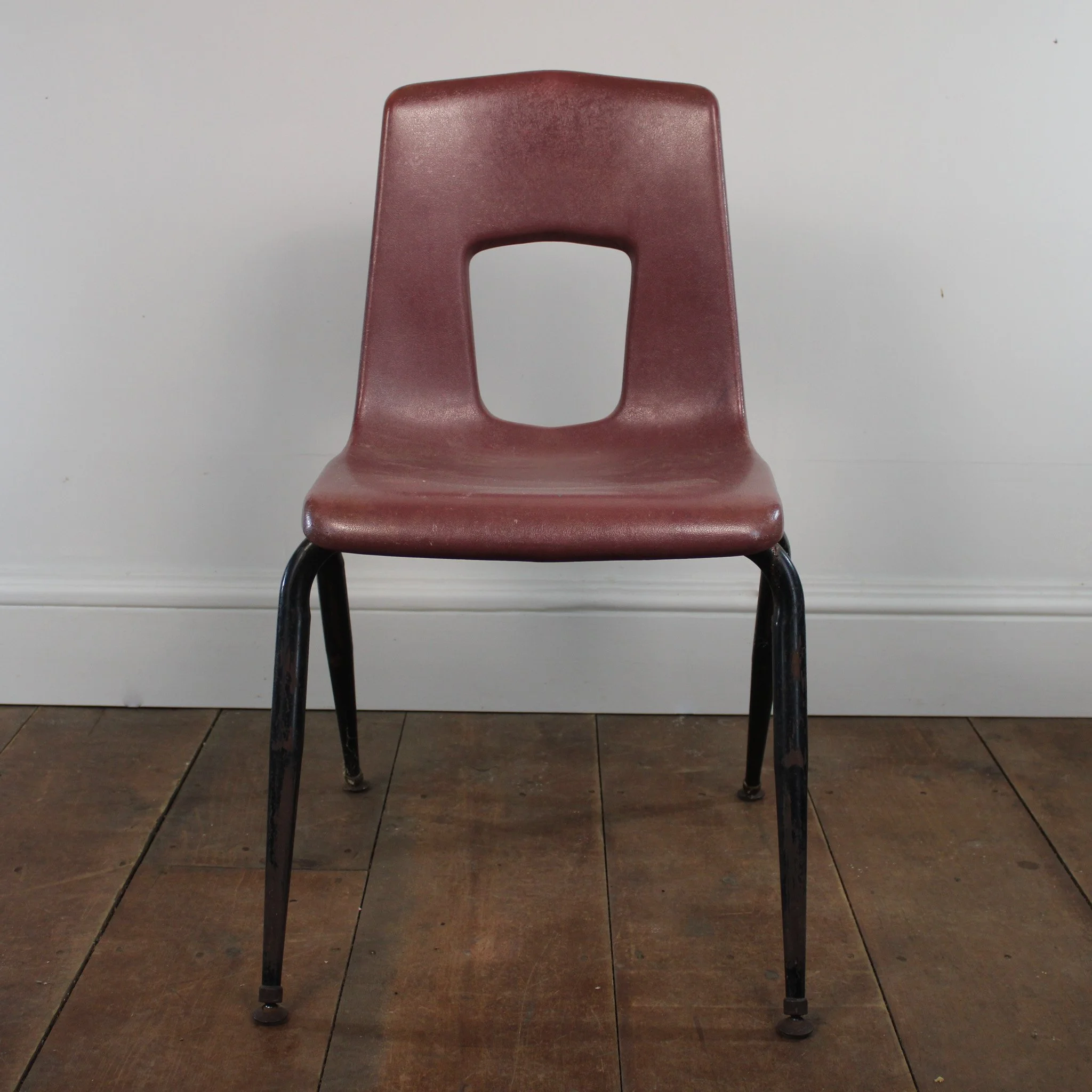 0019 Molded Plastic Chair 30-1/2"T x 15-3/4"W x 16"D
