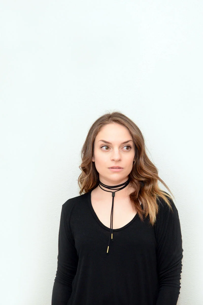 wrap choker worn 2