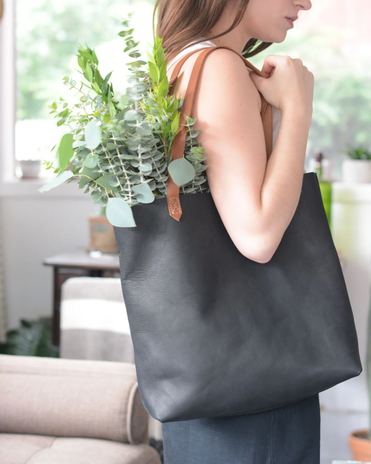 tote-bag-greenery-sunroom-1-s.jpg