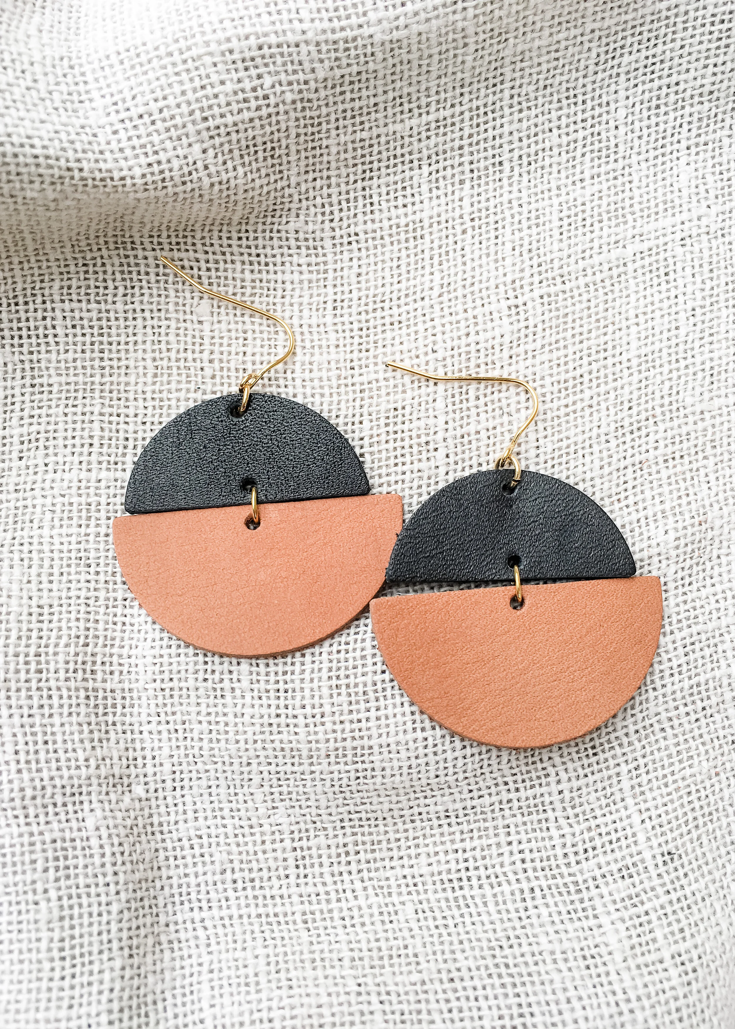 half circle set earrings black tan