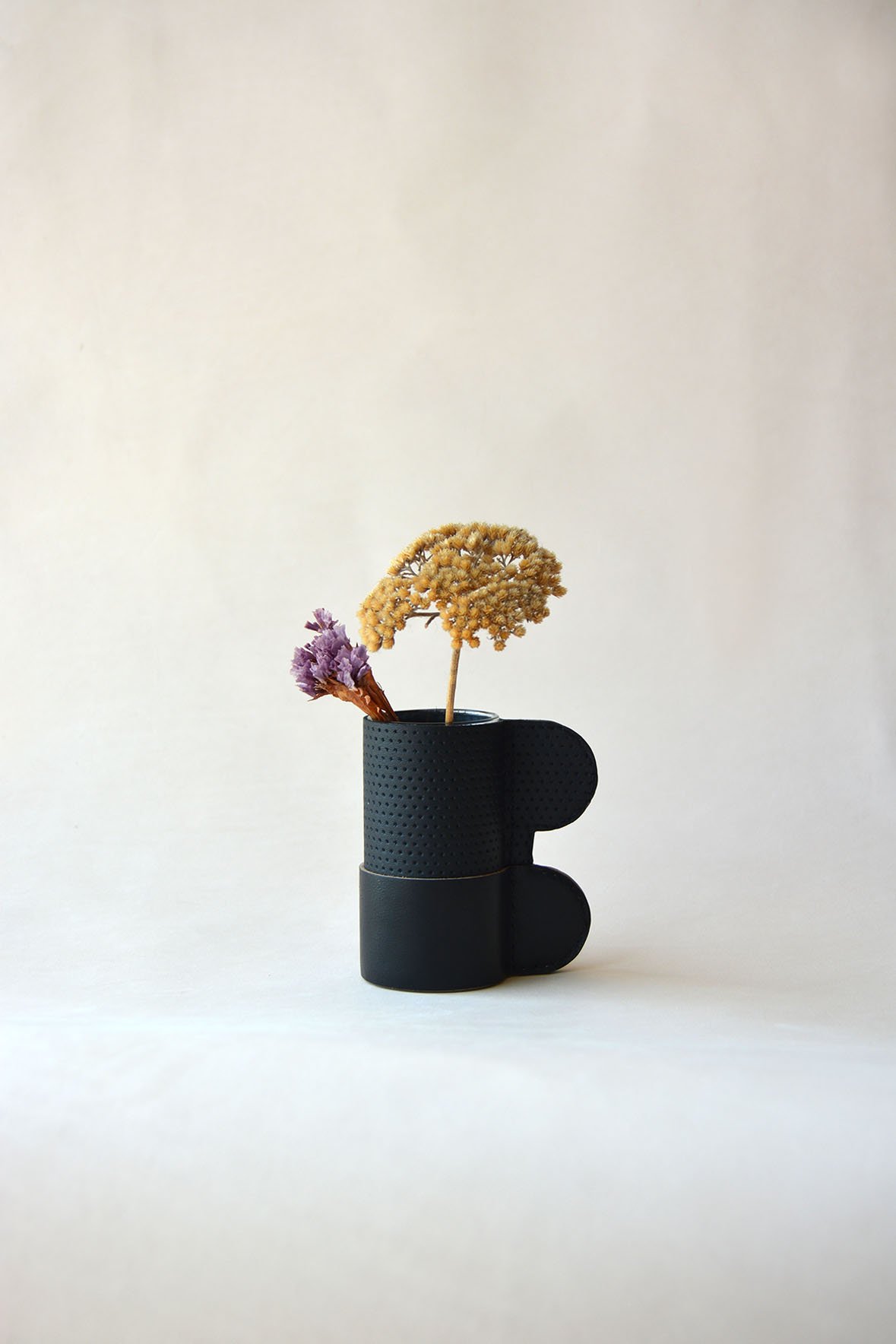 vessel1-flowers.jpg