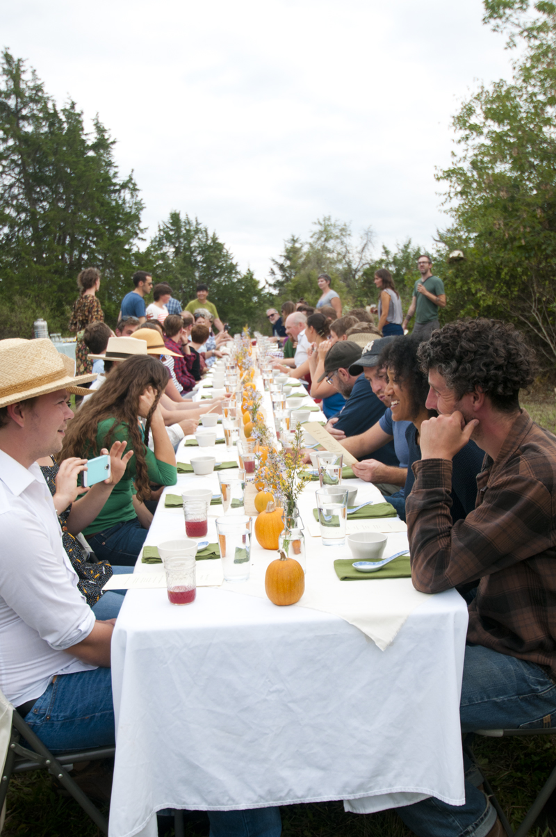 a.800.enos.farm.harvest.moon.dinner.outside.DSC_1943.jpg