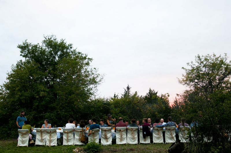 a.800.enos.farm.harvest.moon.dinner.outside.sunset.DSC_2111.jpg