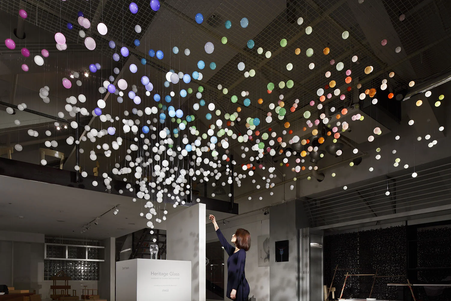 1_emmanuelle_moureaux_sparkling_bubbles.jpg