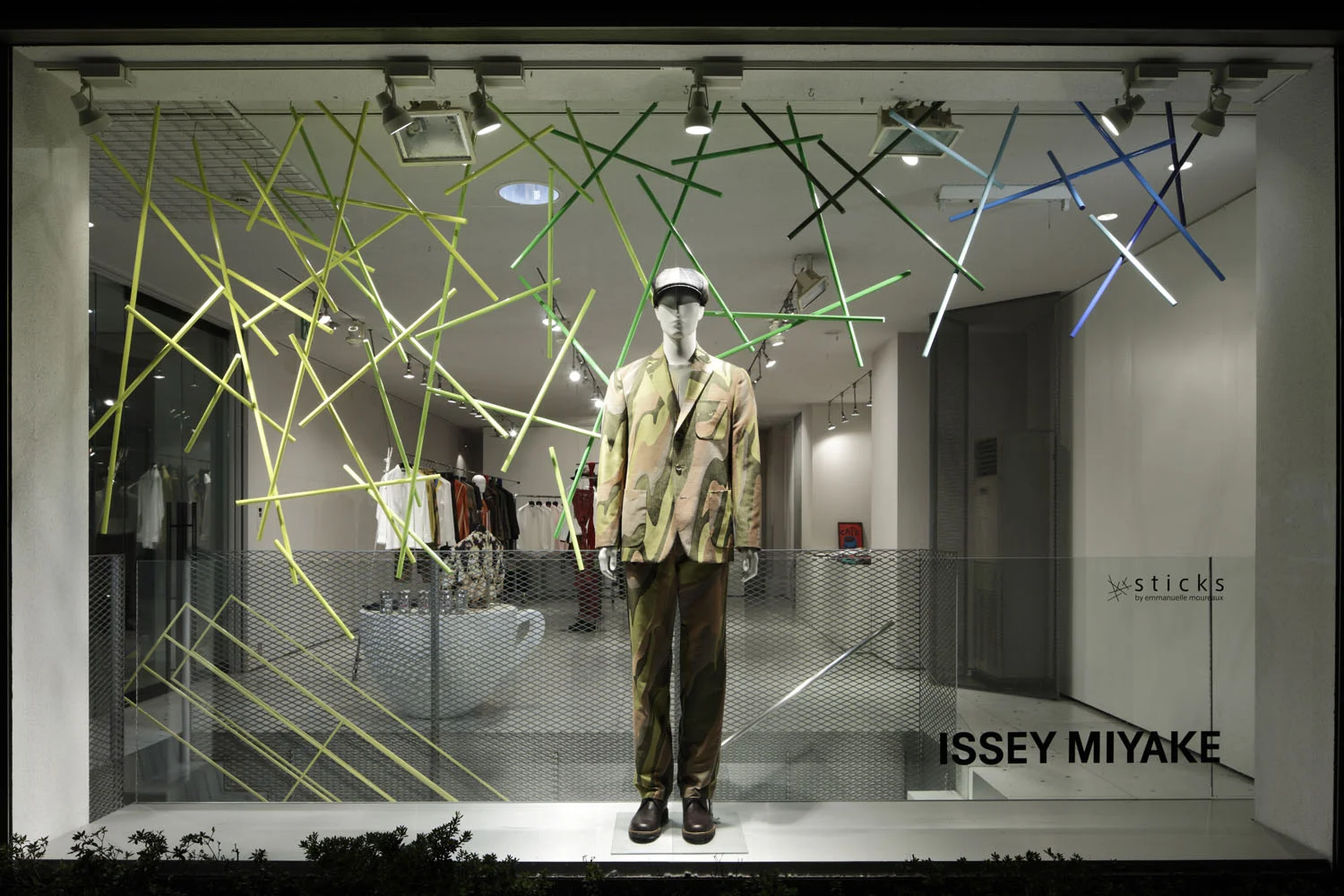 9_emmanuelle_moureaux_sticks.jpg