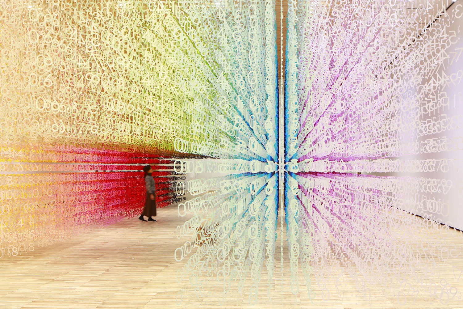 3_emmanuelle_moureaux_color_of_time.jpg