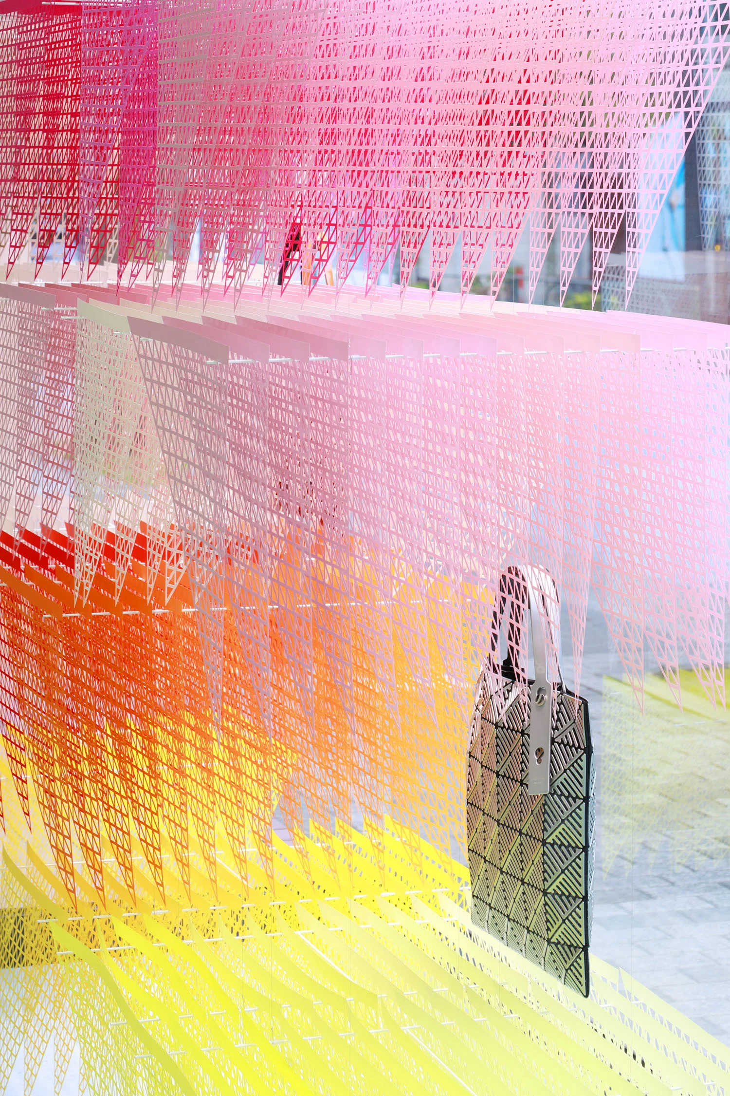11_emmanuelle_moureaux_rainbow_moire.jpg