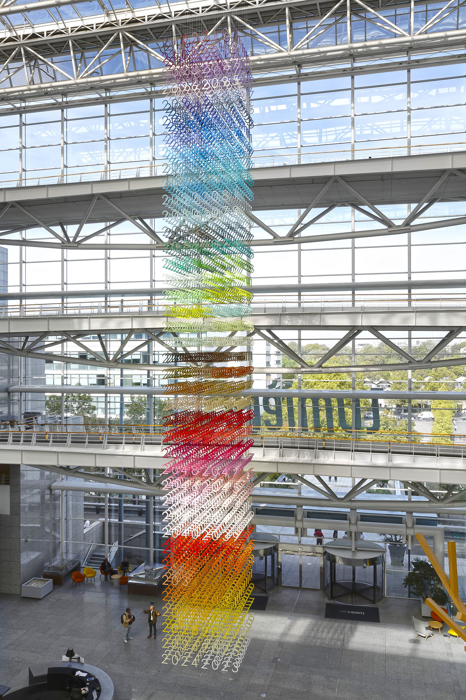 10_emmanuelle_moureaux_100_colors_47 (1).JPG