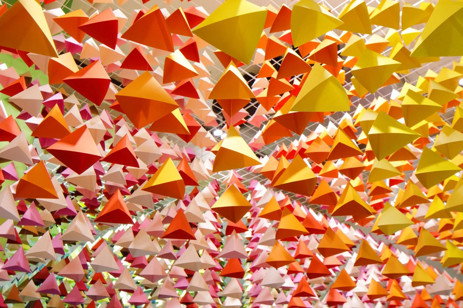 13_emmanuelle_moureaux_baobao_issey_miyake_holiday.jpg