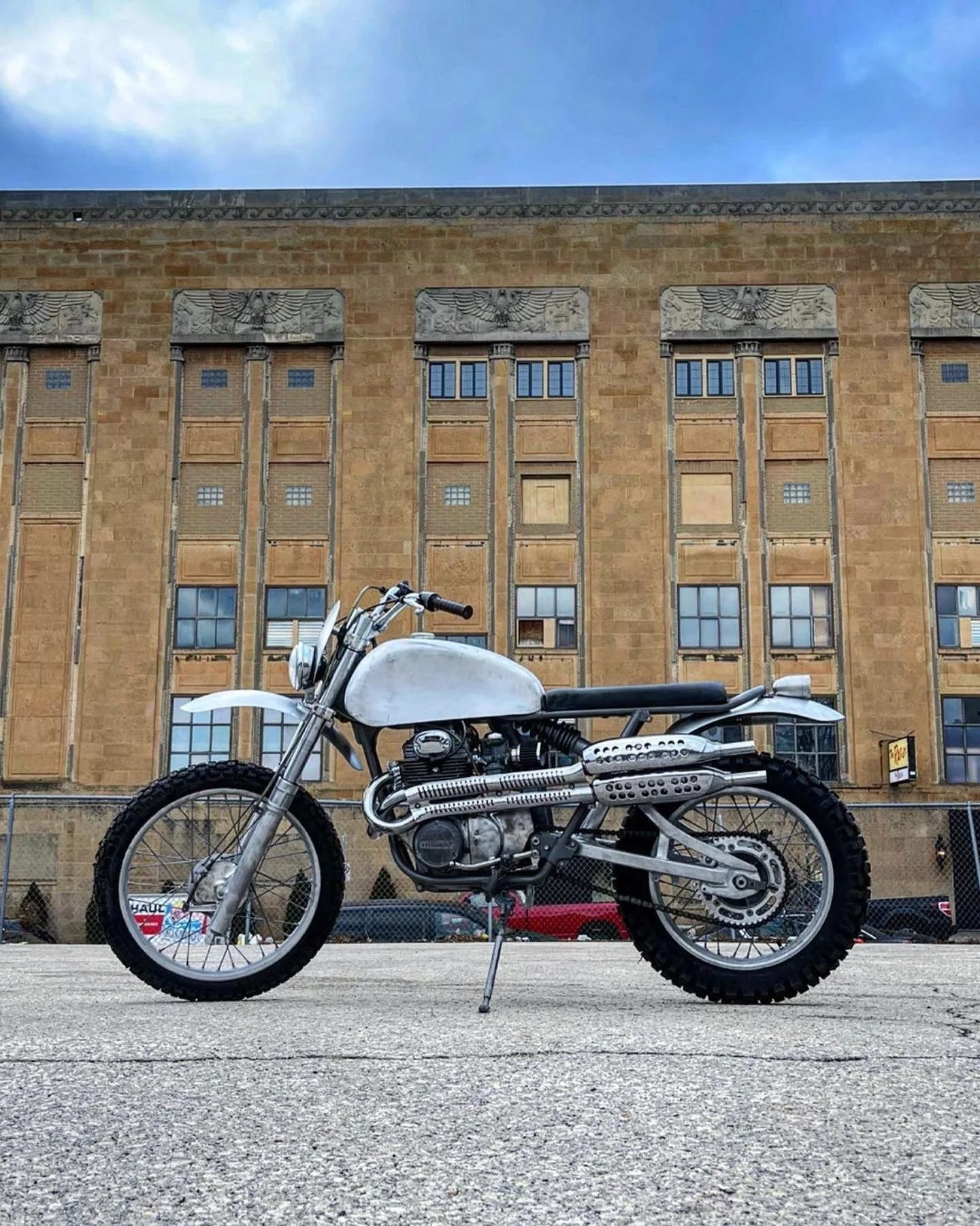 INTERVIEW: CAROLINA PAREDES 