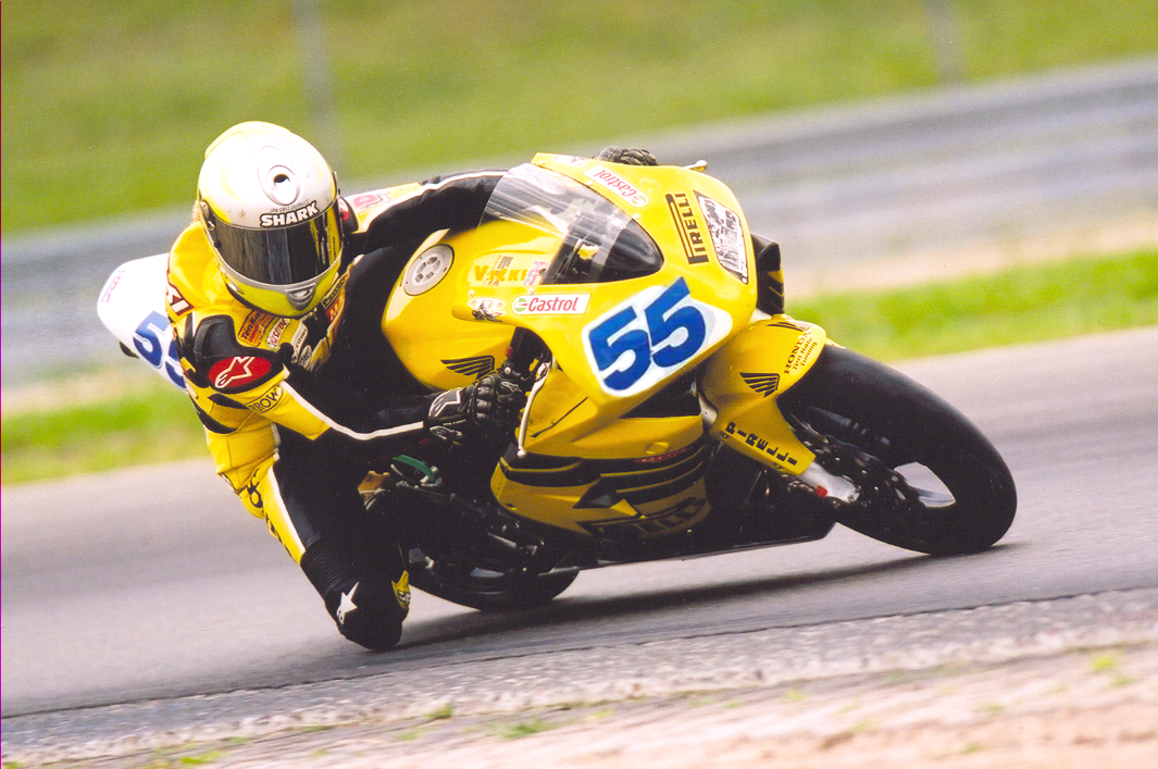 2.VickiGray-RaceShot-TT-Circuit-Assen-on-TenKateCBR600RR-TheNetherlands.png