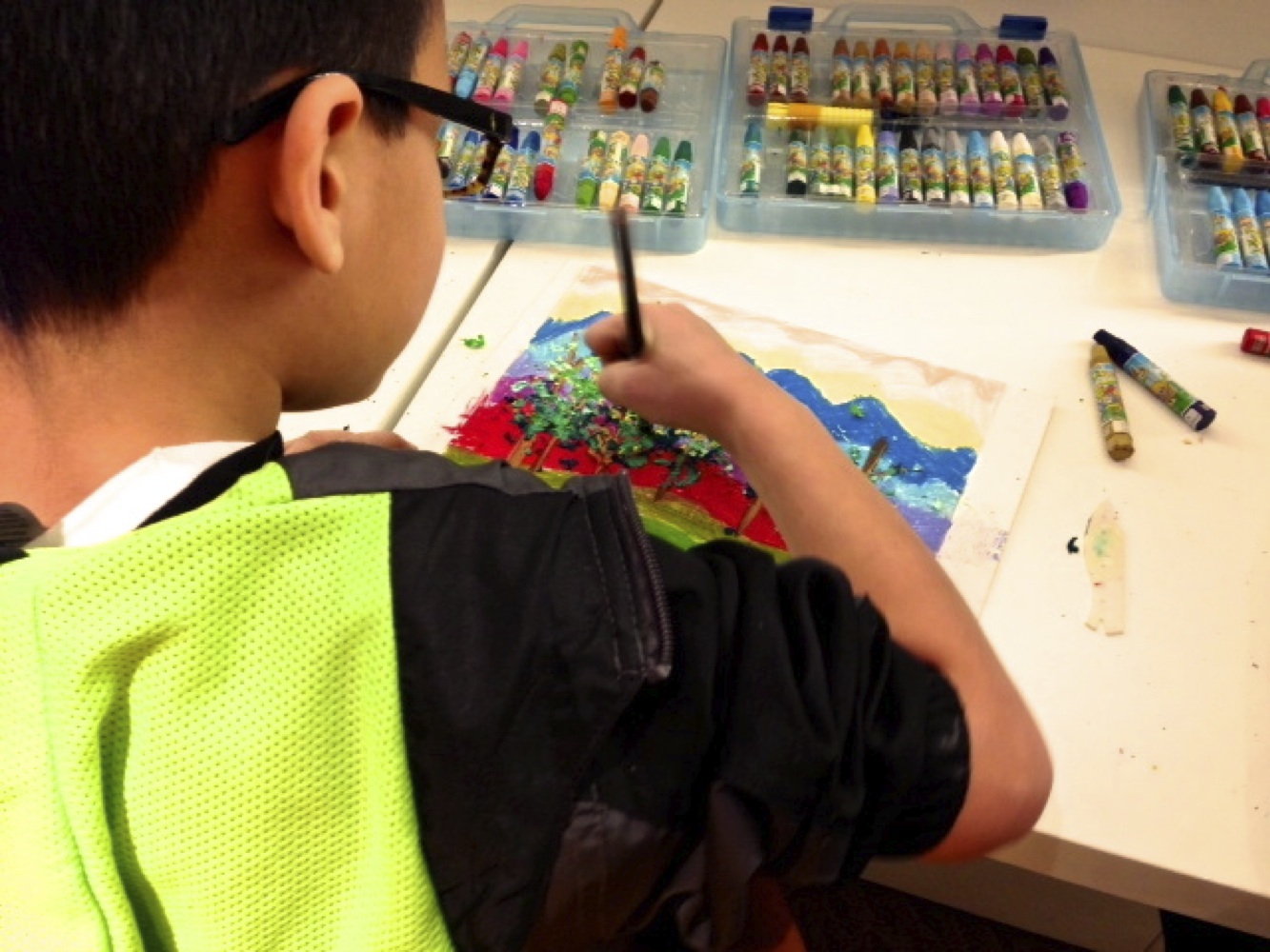 Image of students taking art class.