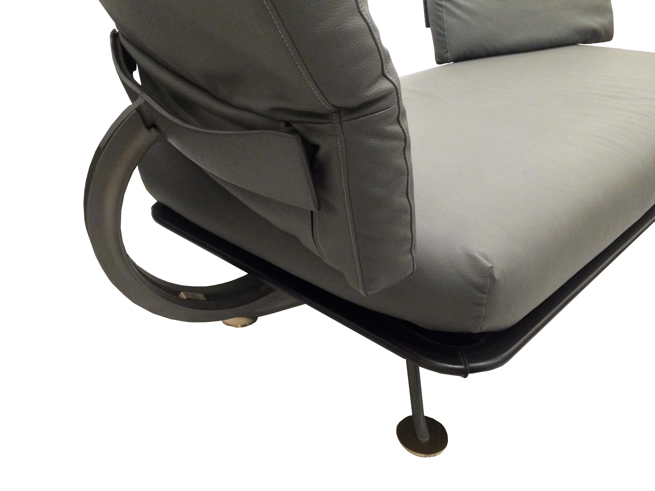 Couch_04.jpg