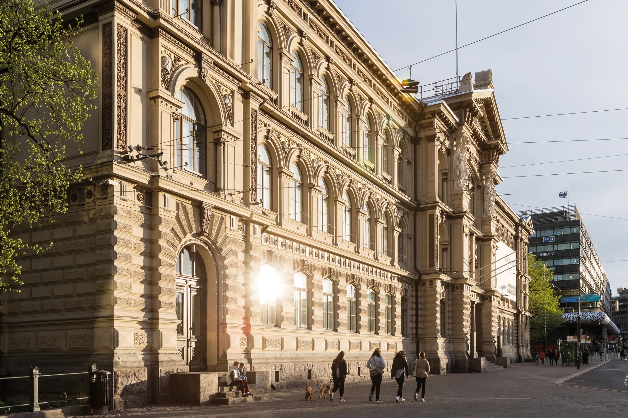 4775-ateneum-in-the-sun-photo-ville-malja.jpg