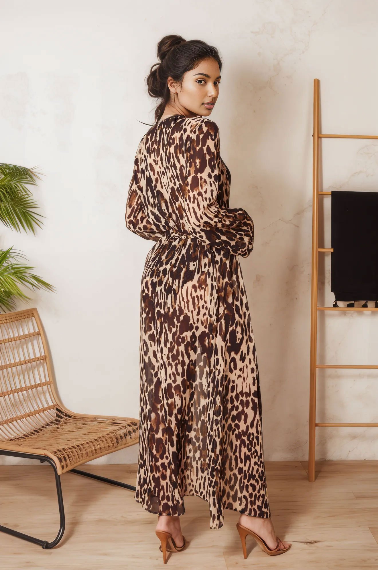 33e0cc-7537fa-hf-fs-crsp-sh.jpg