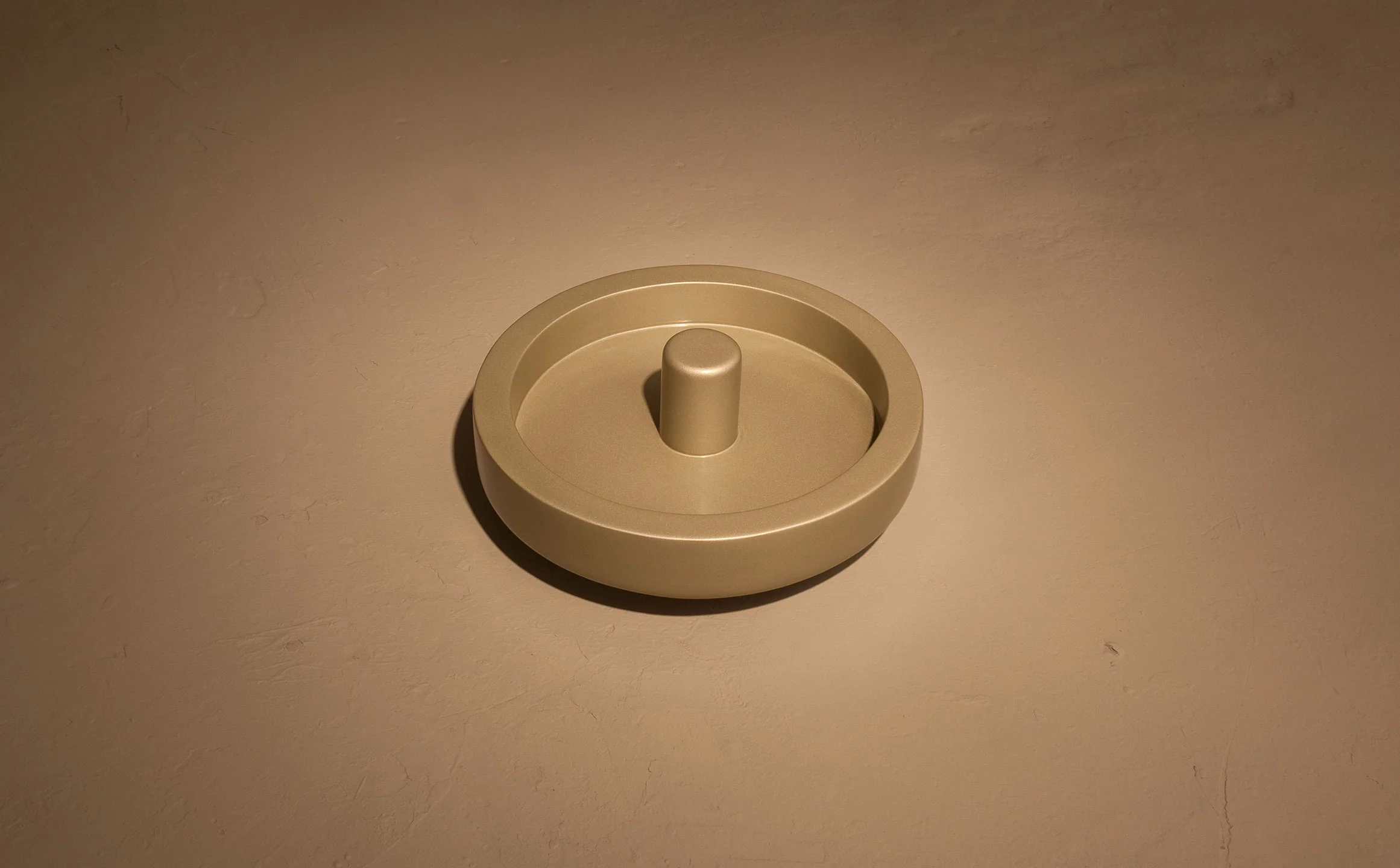 Fatima , 2009 Painted MDF, 40 x 40 x 18 cm