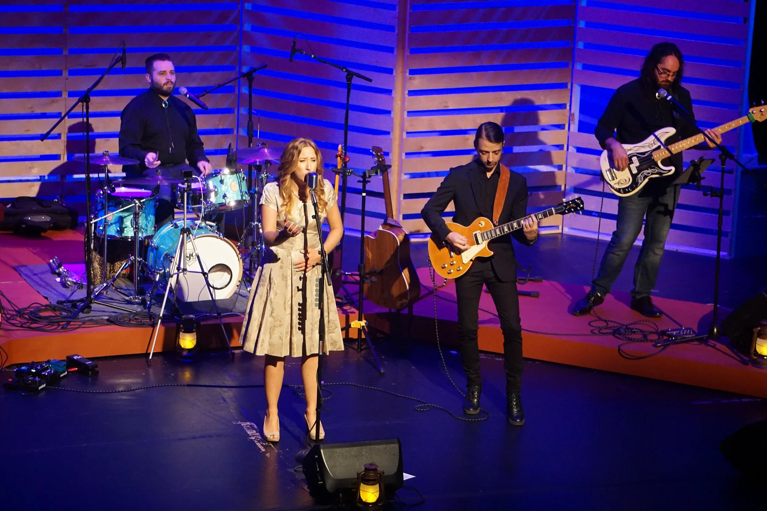 02 Man In Black-02.jpeg