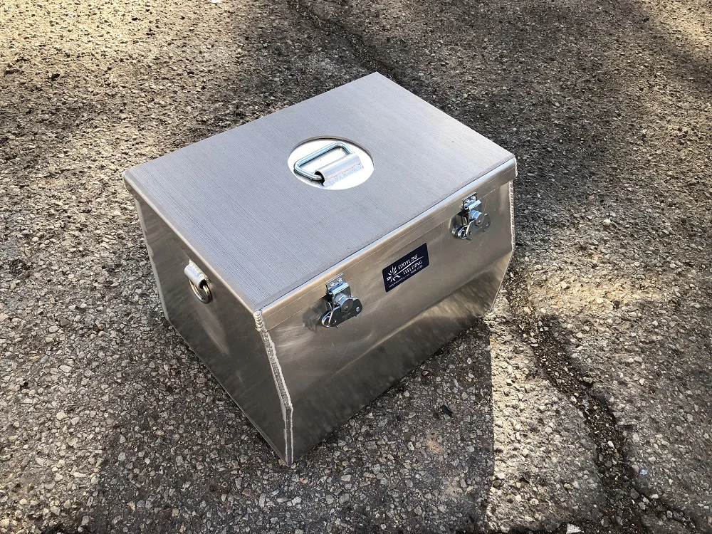 Custom Dry Boxes Aluminum Rafting Trip Gear Eddyline Welding