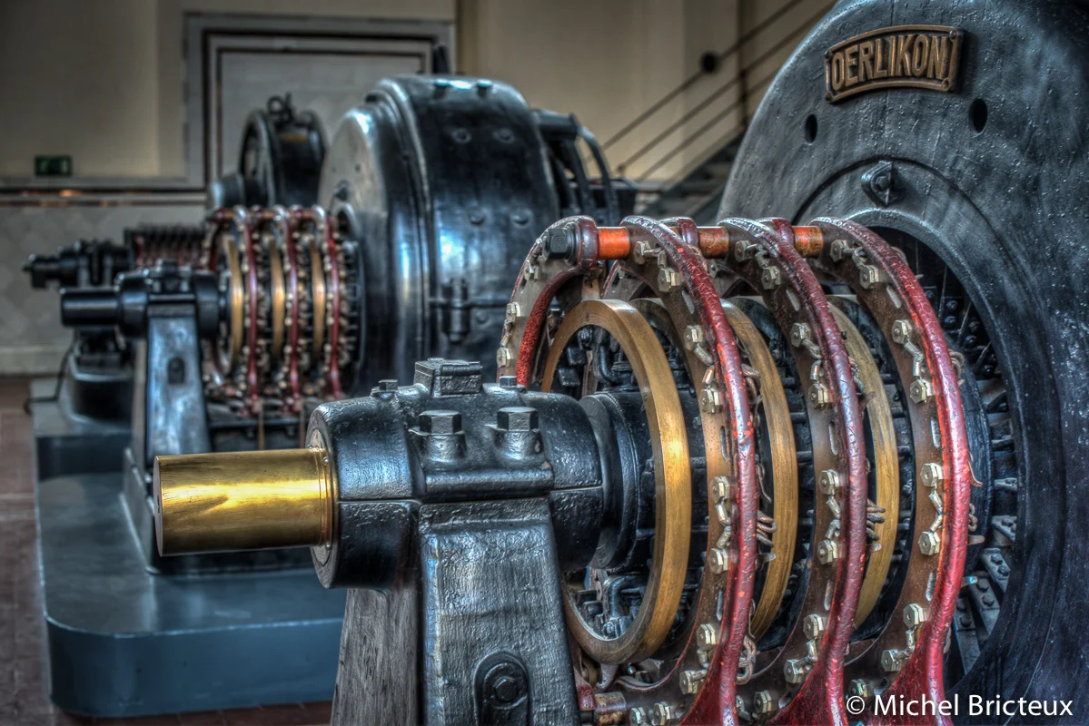 ES-Metro de Madrid - Nave de Motores 3719HDR-Editlowres.jpg