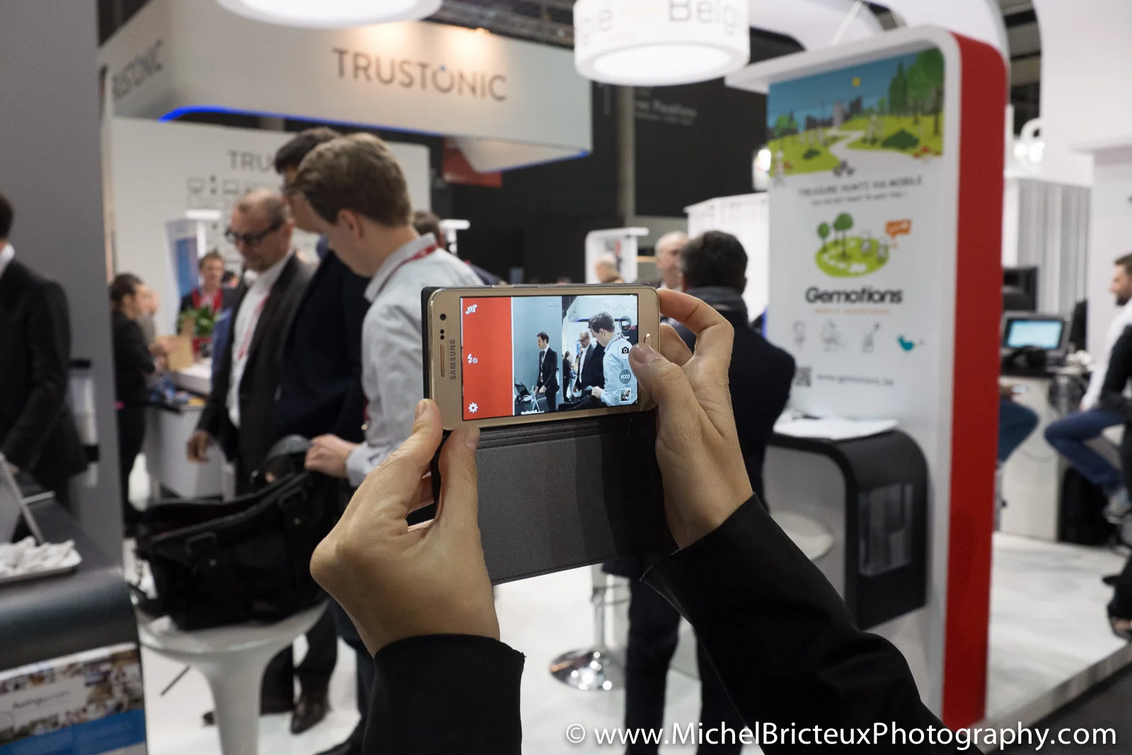 ES-MWC15 1613 lowres.jpg