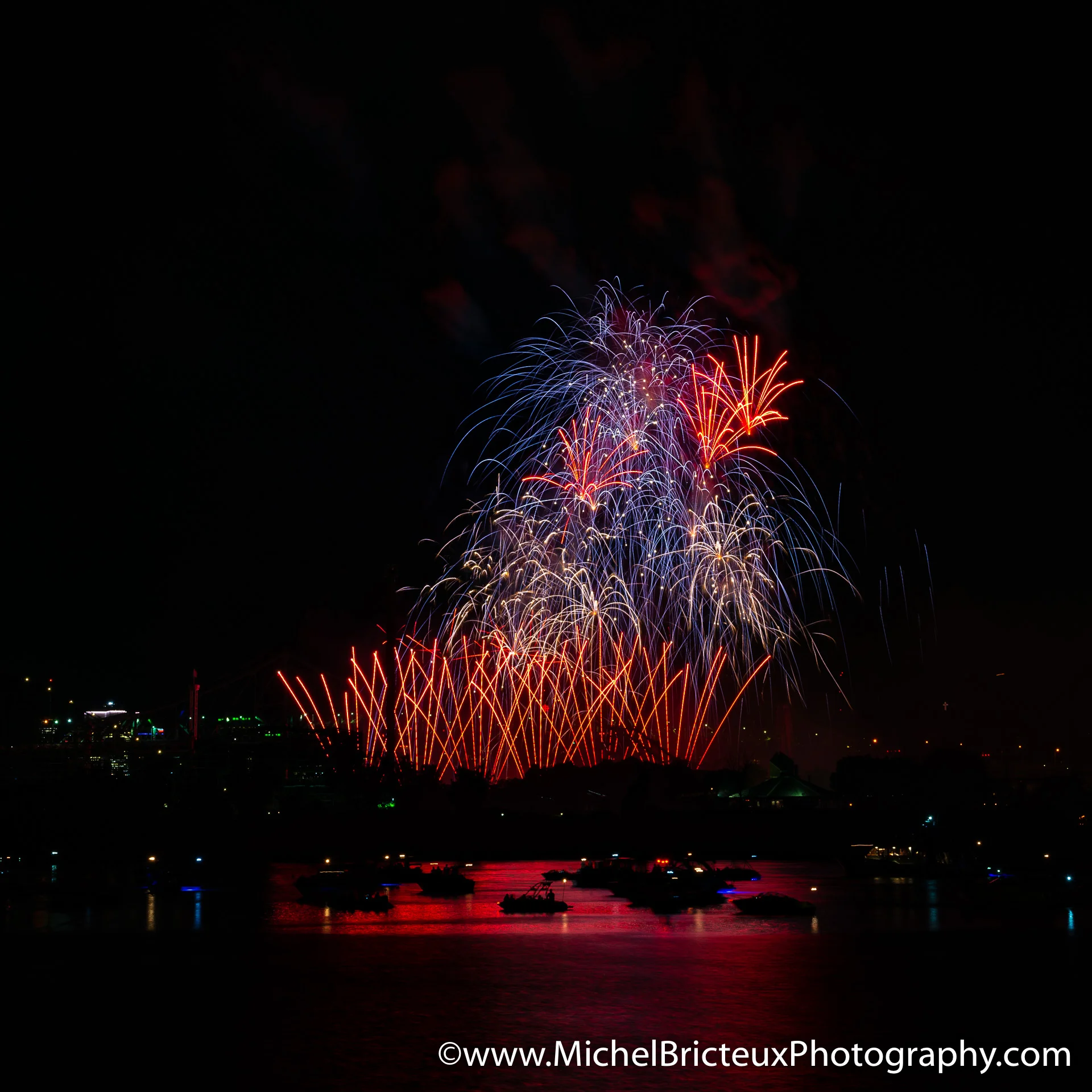 CA-MTL - Feux d artifice 2018 5466.jpg
