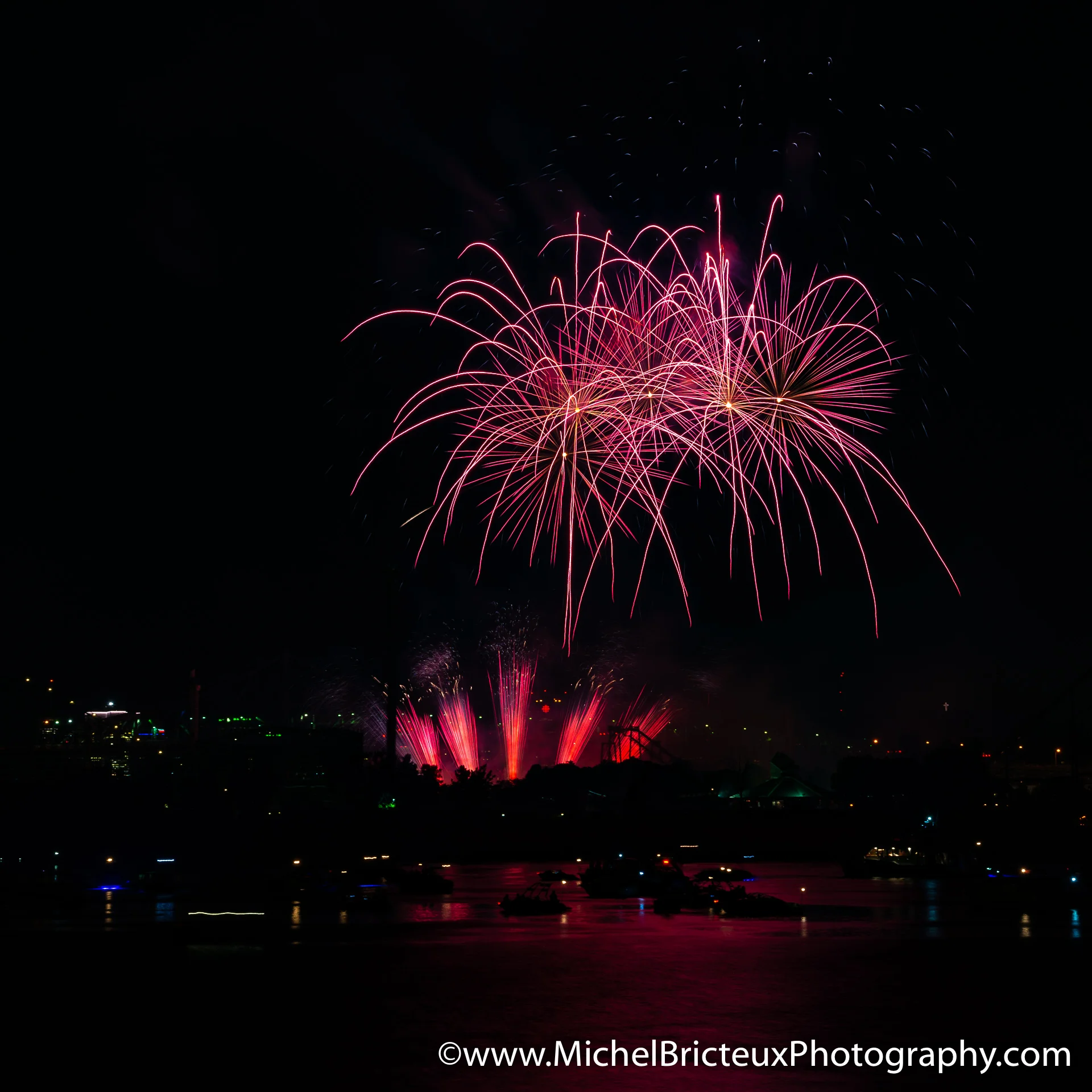CA-MTL - Feux d artifice 2018 5456.jpg