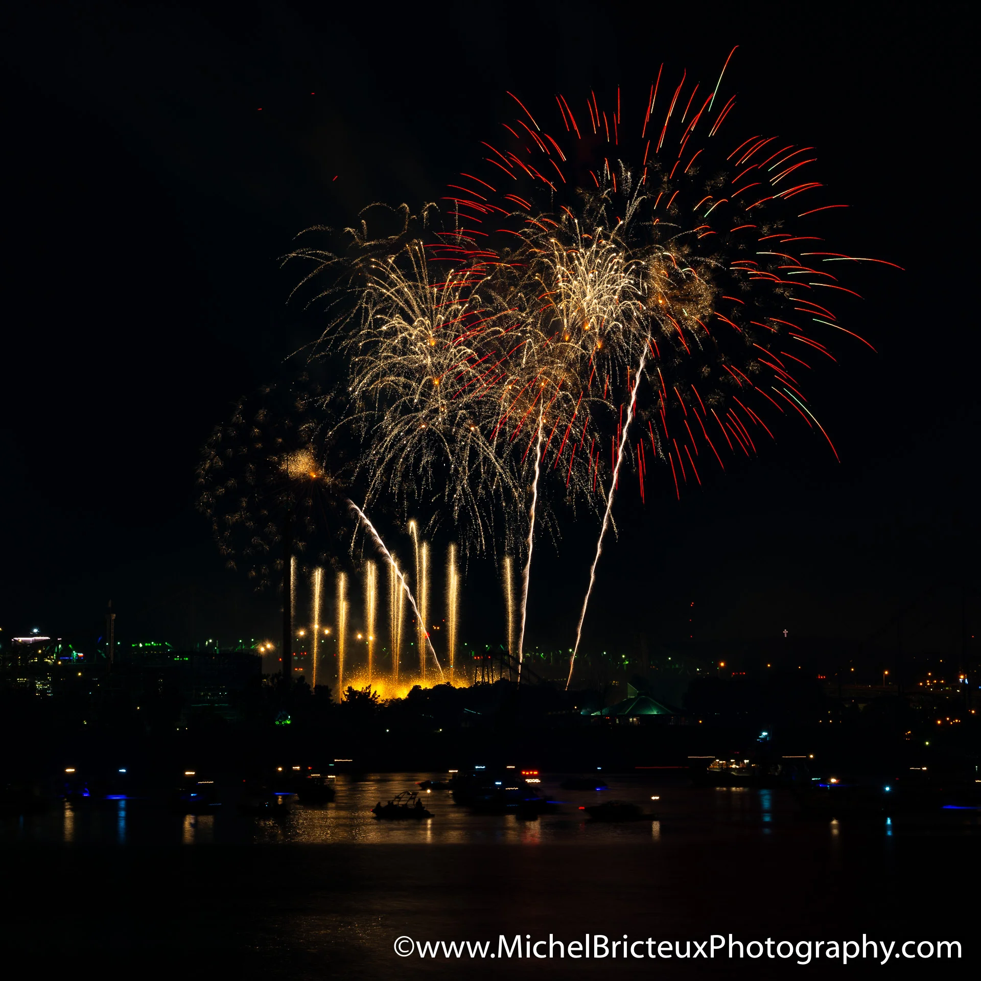 CA-MTL - Feux d artifice 2018 5449.jpg