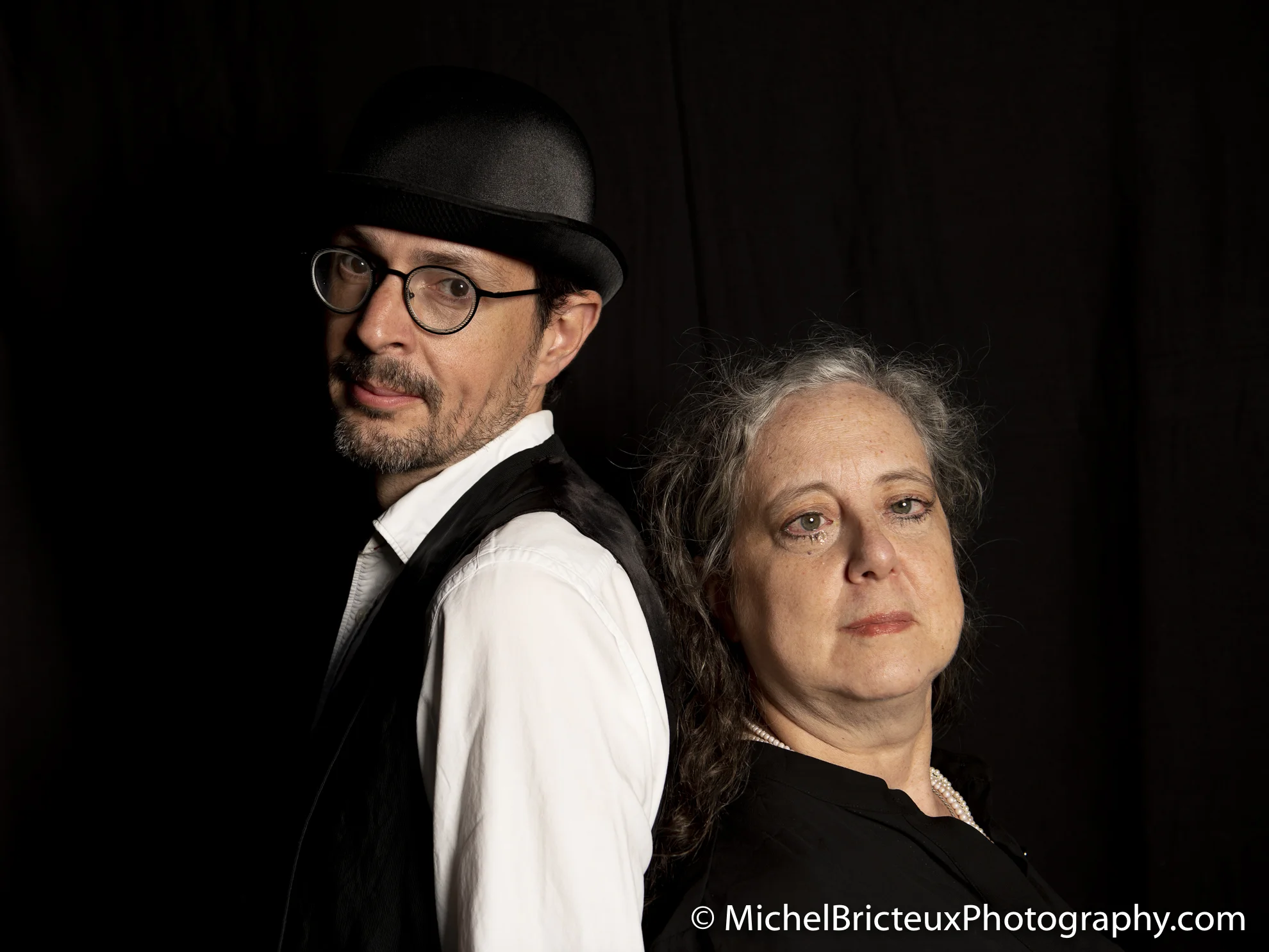 CA-MTL - Theatre de l instant - Un fil a la patte 0298web.jpg