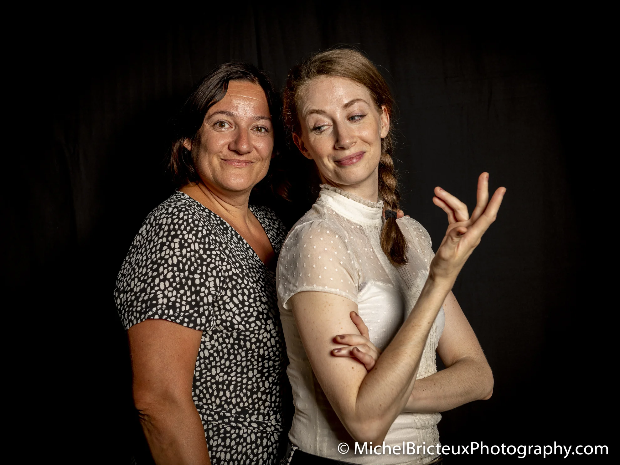 CA-MTL - Theatre de l instant - Un fil a la patte 0286web.jpg