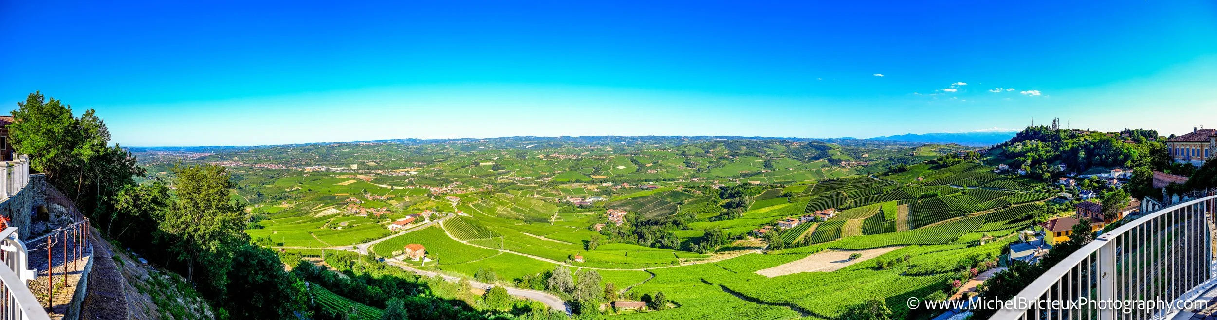 IT-Italia 2025 - Serralunga d Alba and wine country 0684-Pano LowRes.jpg