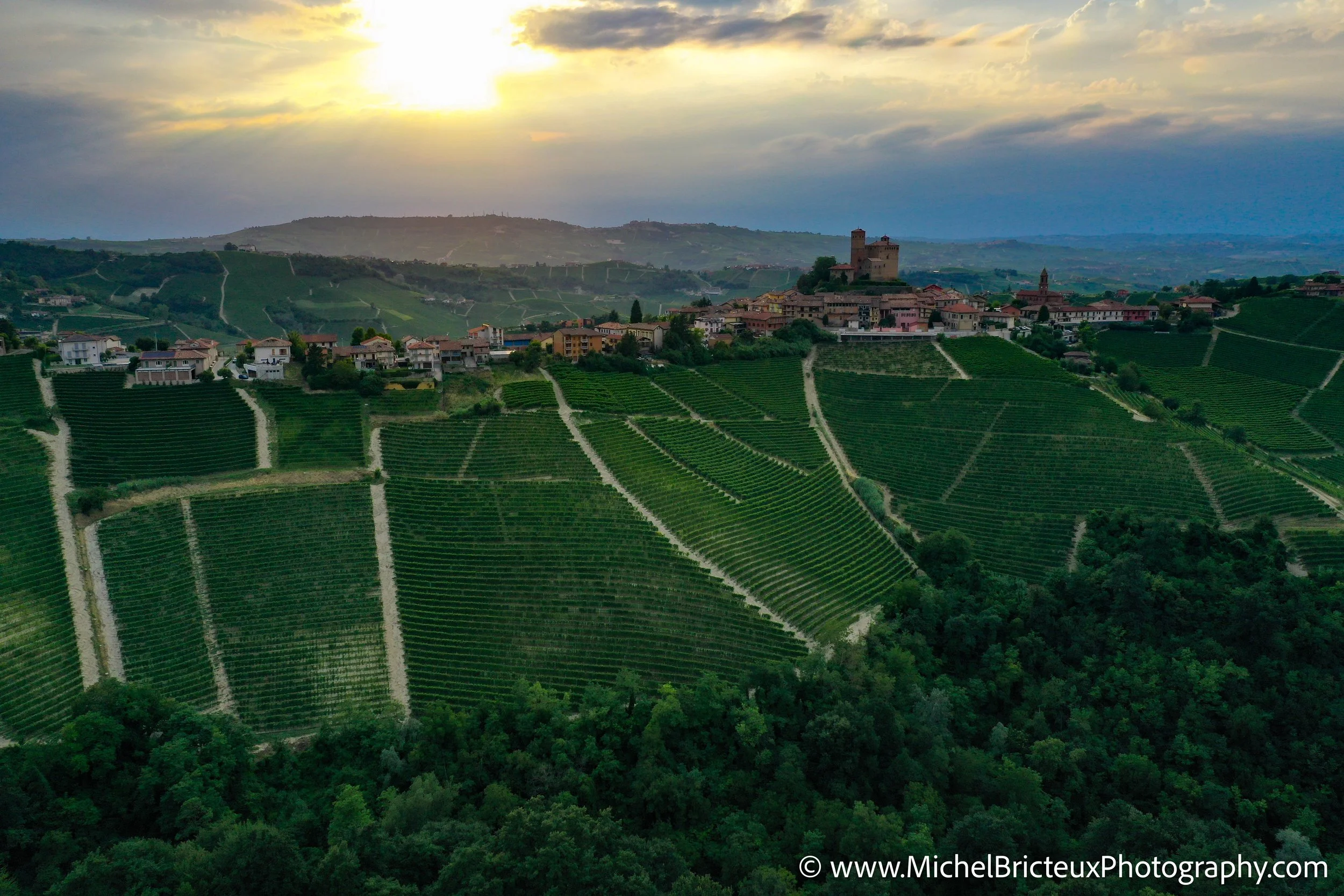 IT-Italia 2025 - Serralunga d Alba aerial 6989 LowRes.jpg