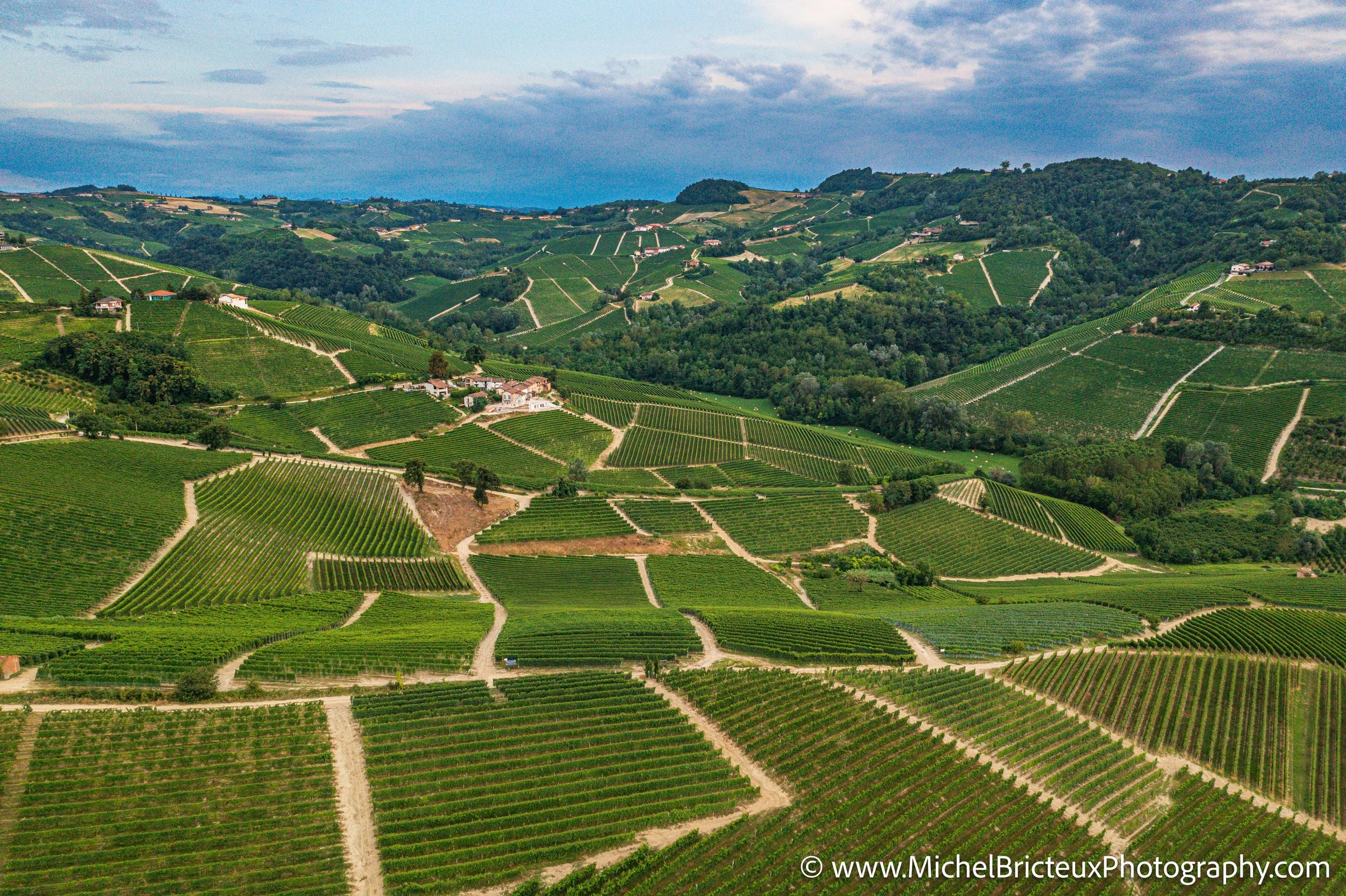IT-Italia 2025 - Serralunga d Alba aerial 0716 LowRes.jpg