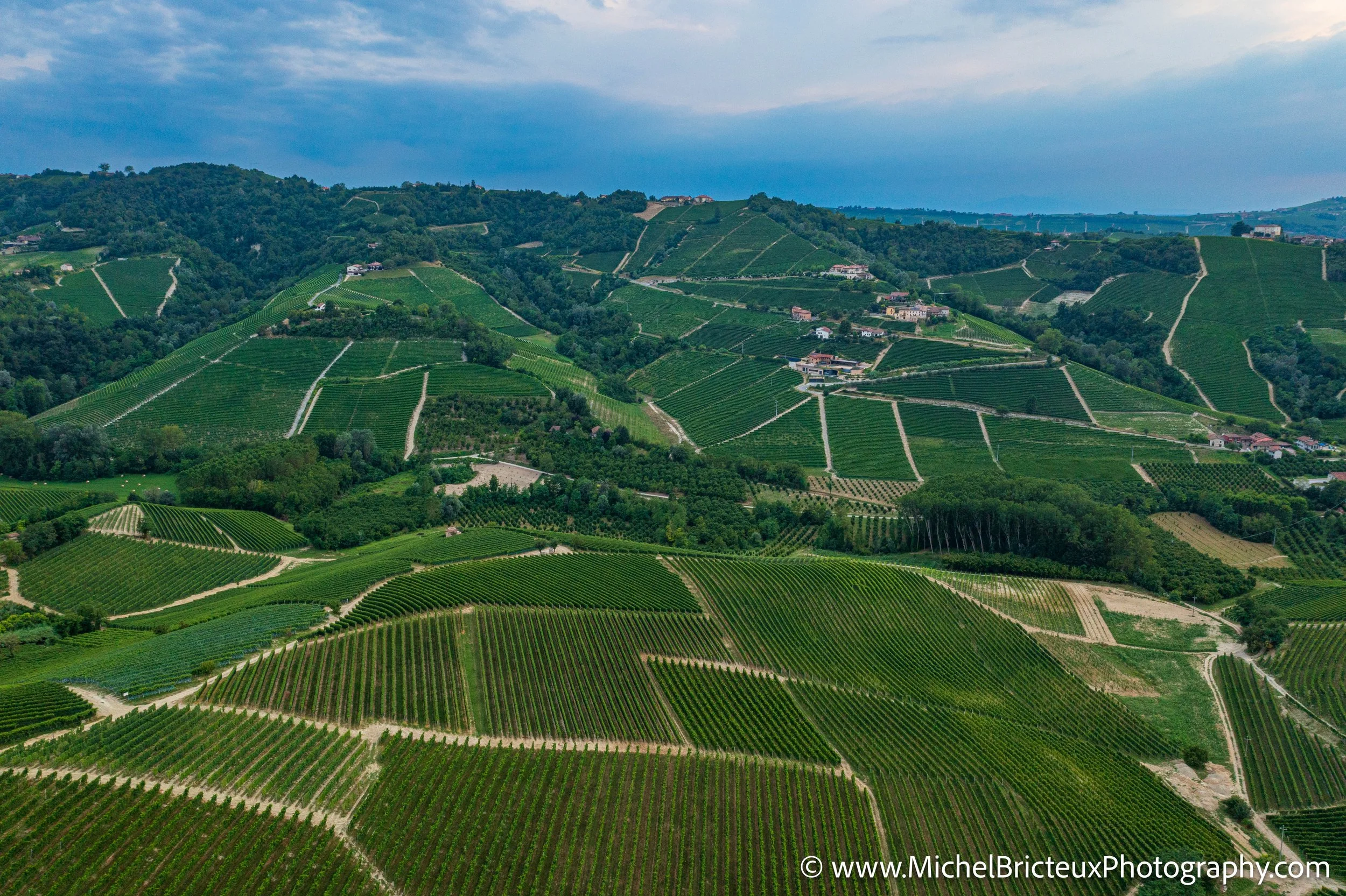 IT-Italia 2025 - Serralunga d Alba aerial 0718 LowRes.jpg