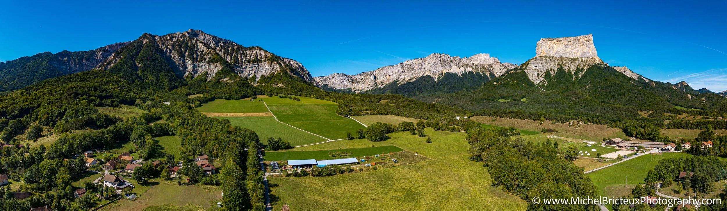 FR-Mont-Aiguille_-4-Pano LowRes.jpg