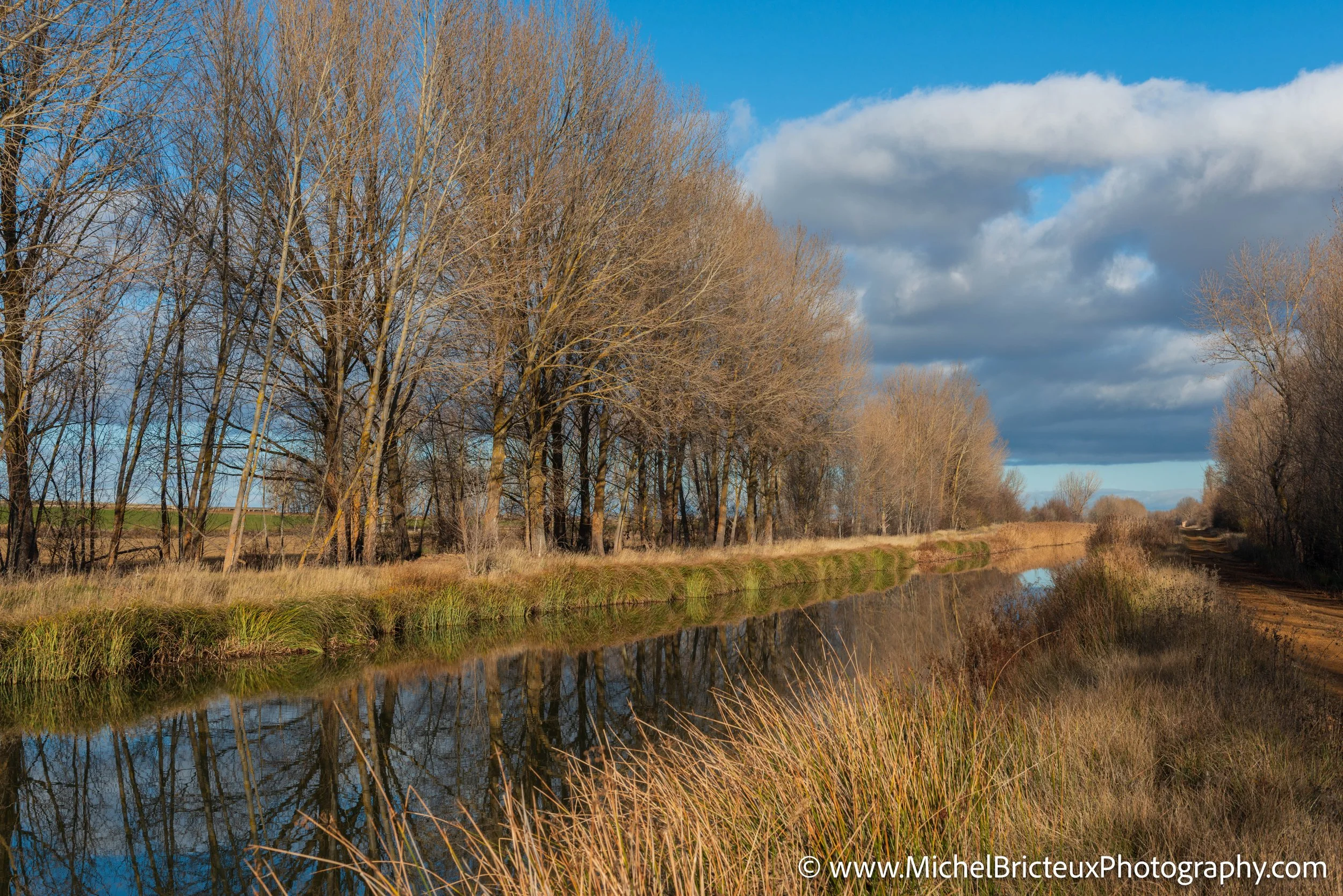 ES-Canal de Castilla 3064 LowRes.jpg