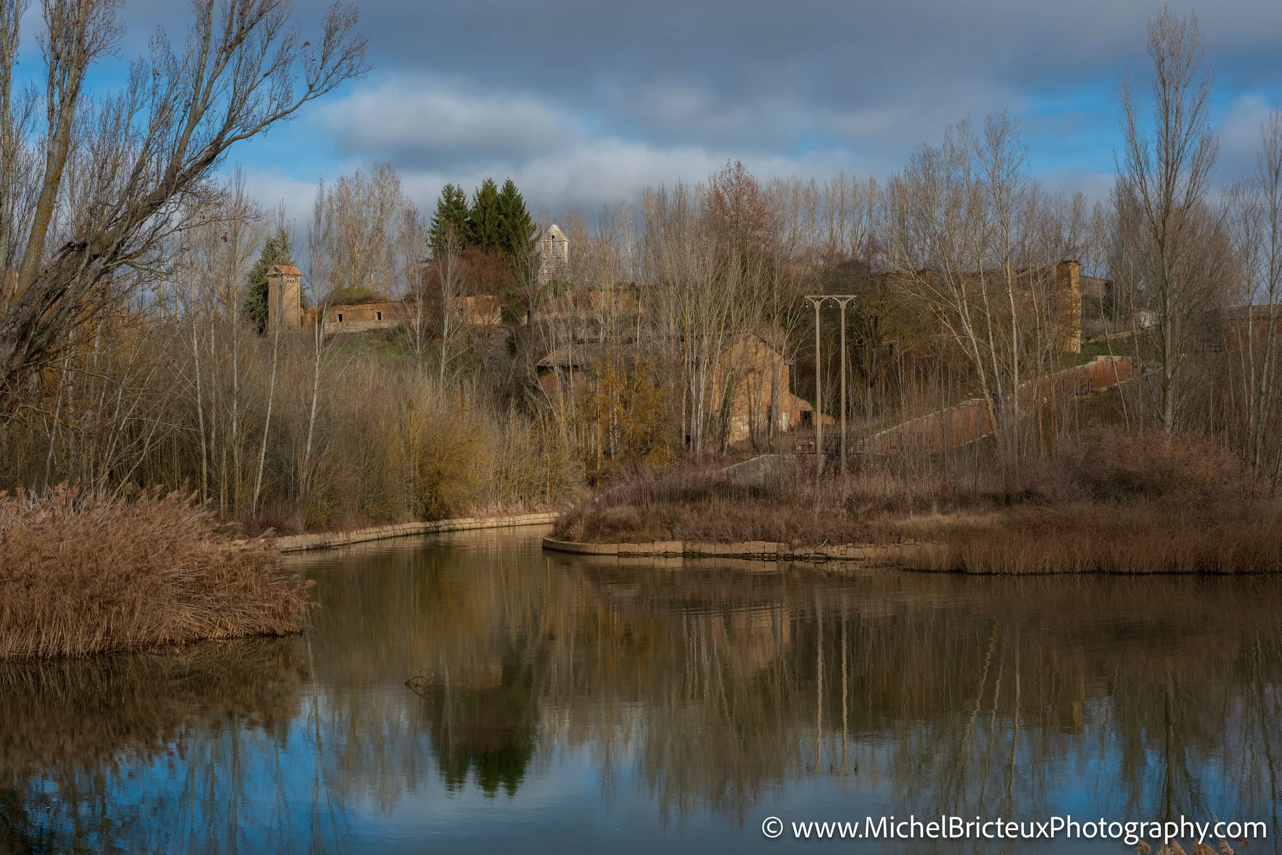 ES-Canal de Castilla 3304 LowRes.jpg